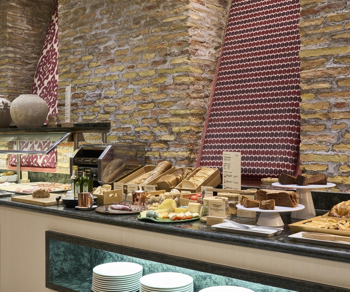 Catalonia El Pilar Hotel Zaragoza Ngoại thất bức ảnh