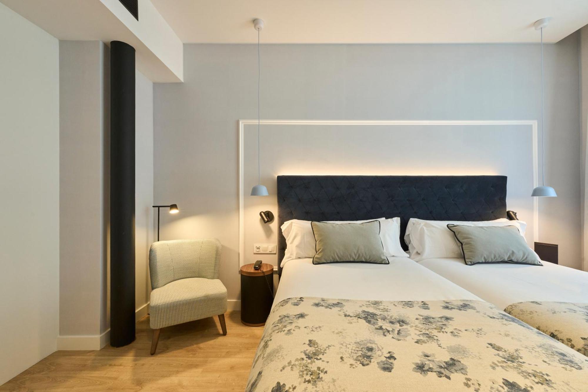 Catalonia El Pilar Hotel Zaragoza Ngoại thất bức ảnh