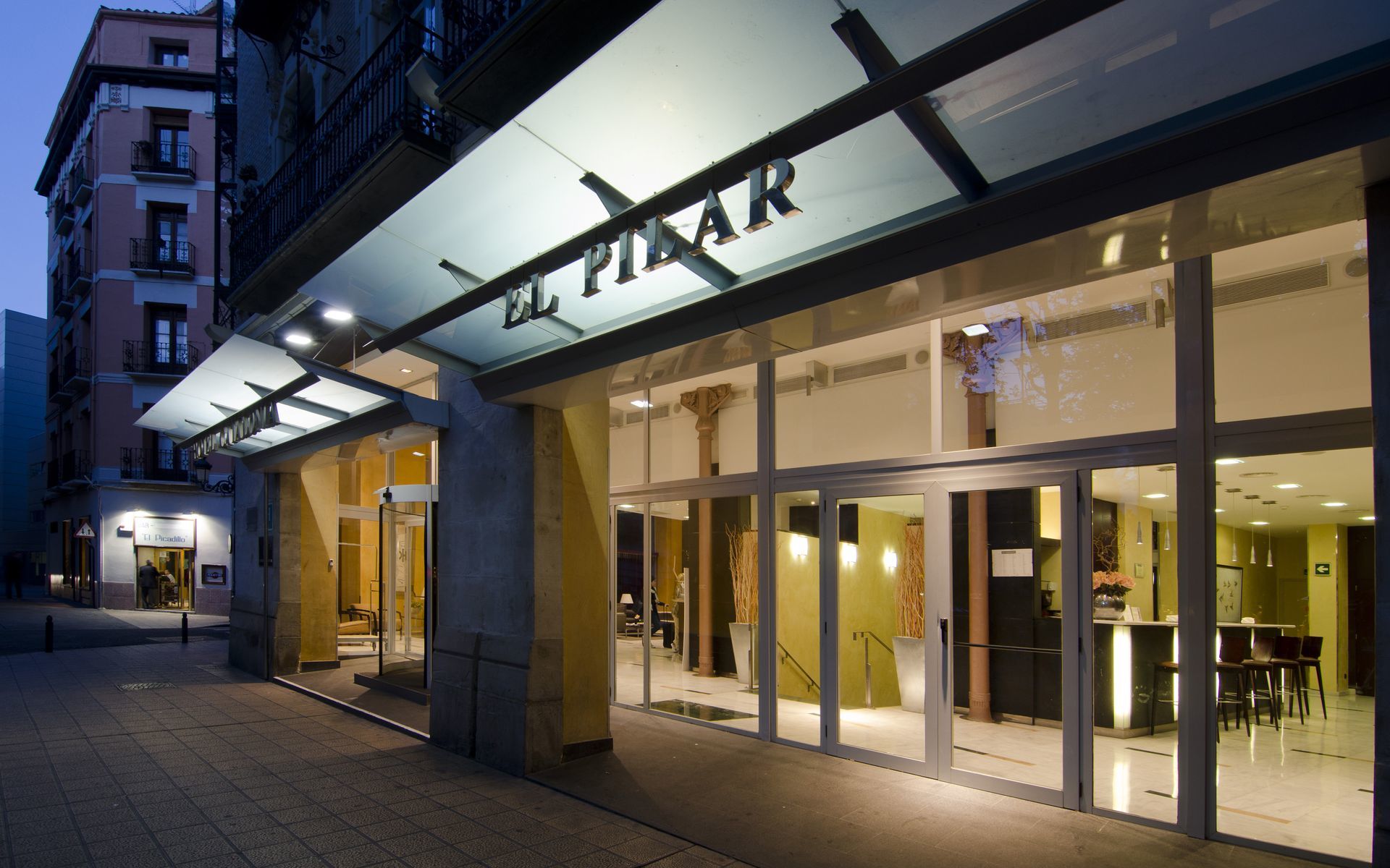Catalonia El Pilar Hotel Zaragoza Ngoại thất bức ảnh